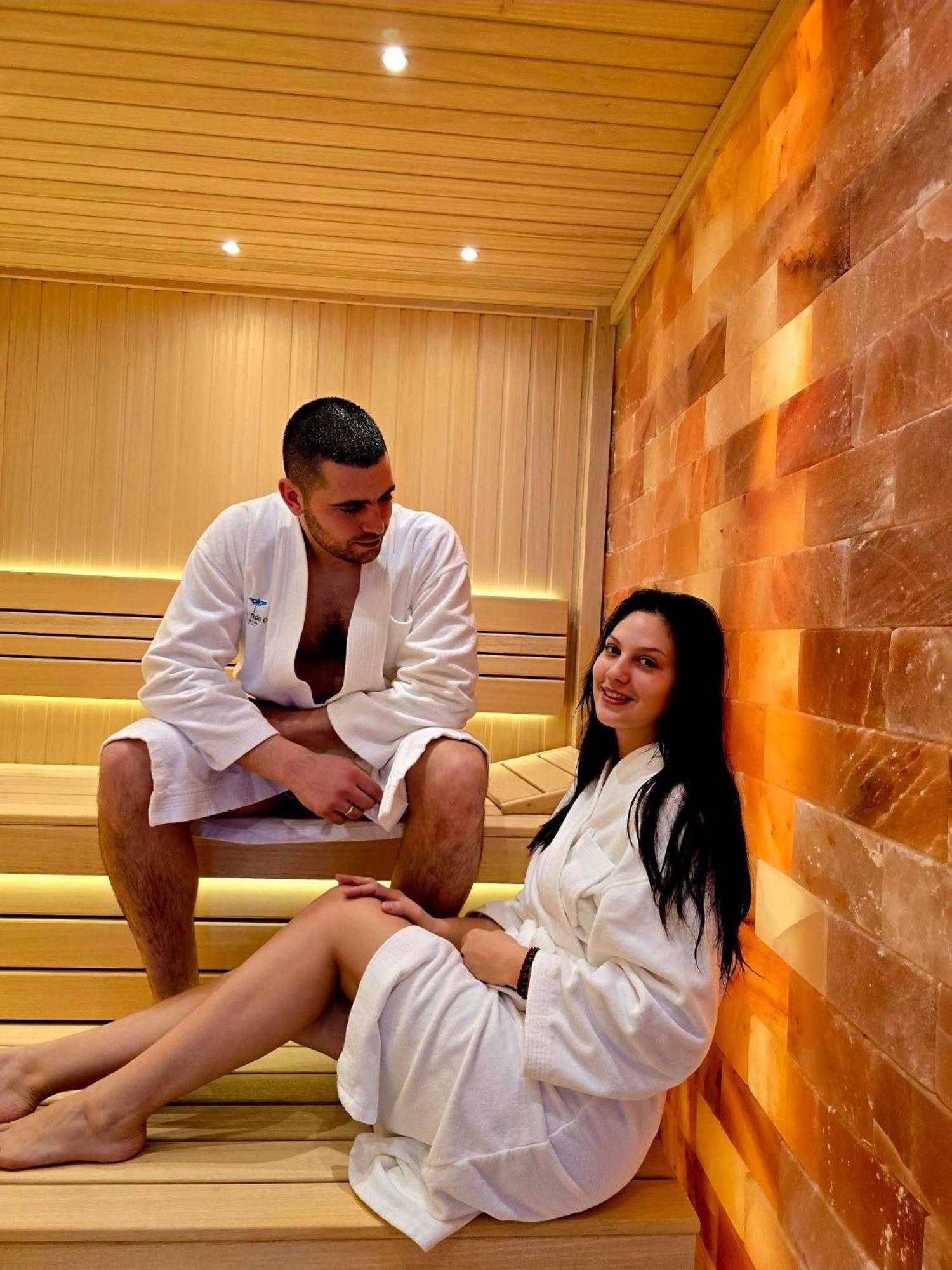 Hotel Tiski Cvet Novi Bečej Exteriör bild