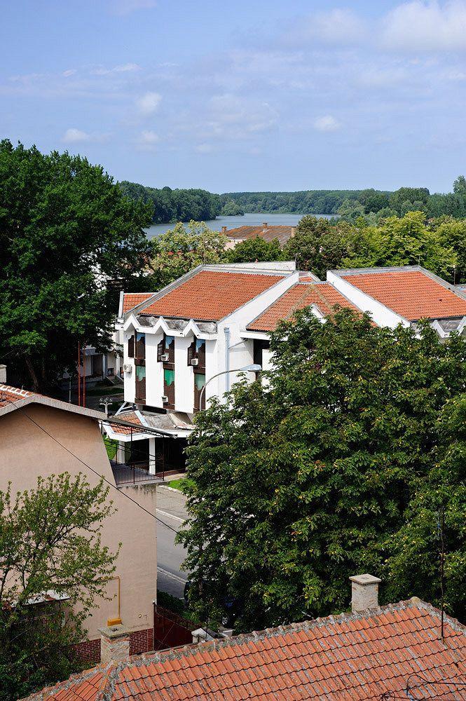 Hotel Tiski Cvet Novi Bečej Exteriör bild
